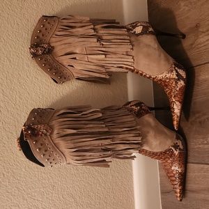 Pointed Toe Stiletto Cowboy Boots